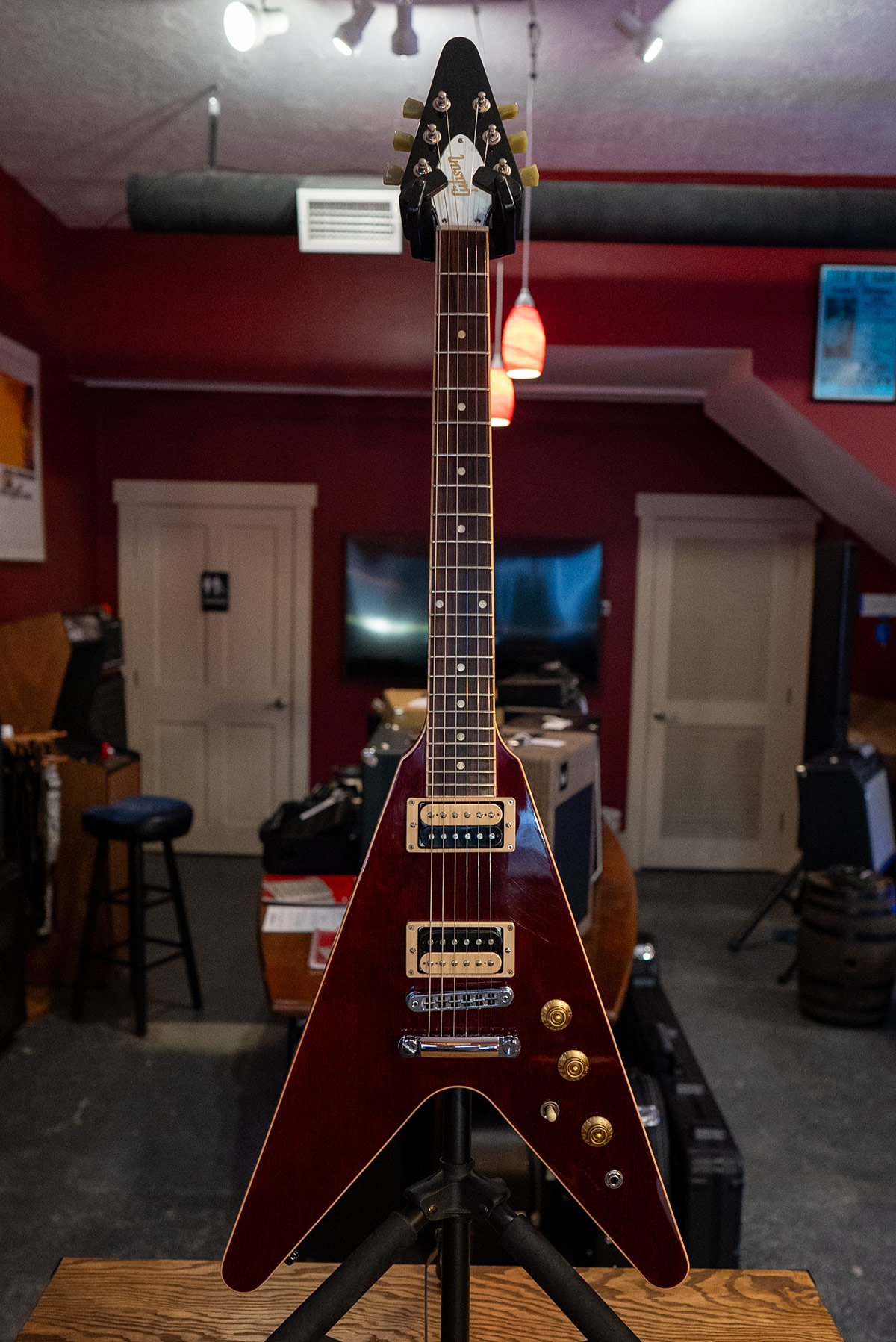 gibson-v-1