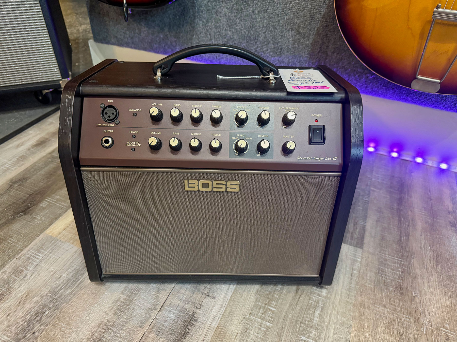 boss-acoustic-amp